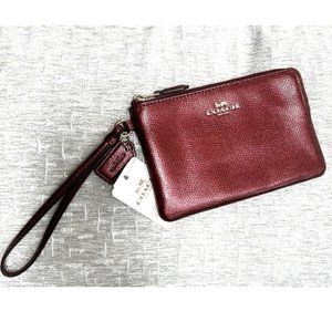New COACH Pebbled Leather Wristlet